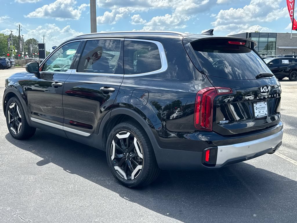Used 2024 Kia Telluride S w/ S Sunroof Package FWD image 5