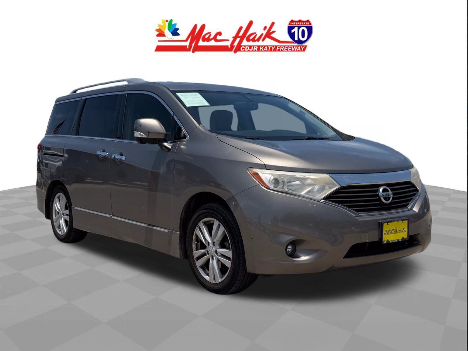 Used 2015 Nissan Quest Platinum FWD image 2