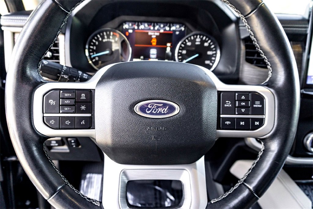 Used 2023 Ford Expedition Max Limited image 17