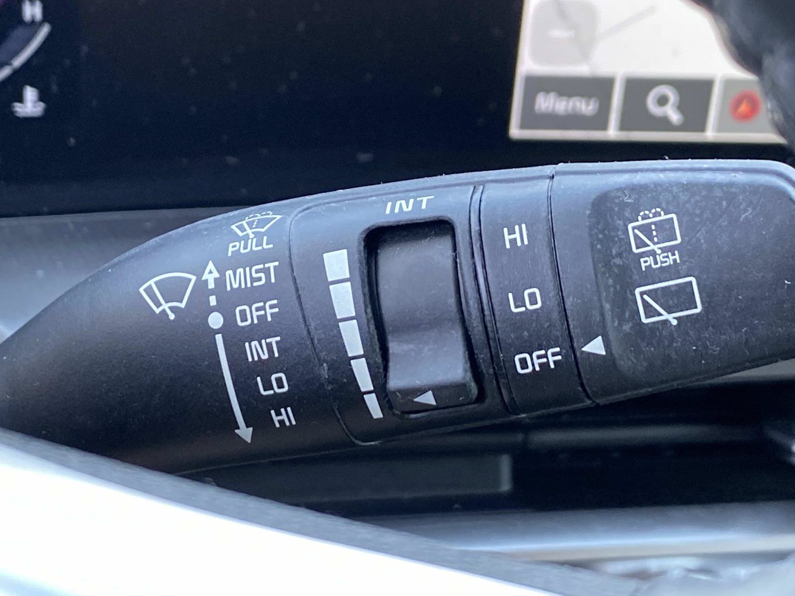 Used 2024 Kia Telluride LX AWD/4WD image 18