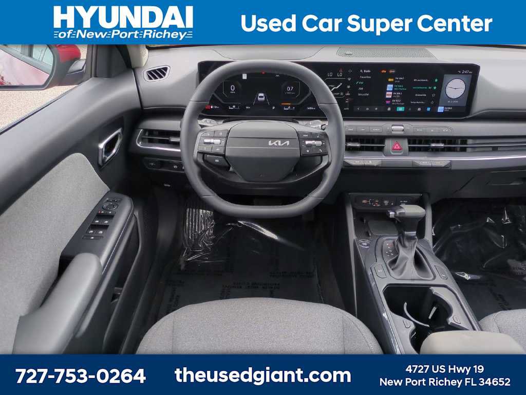 Used 2025 Kia K4 EX FWD image 16