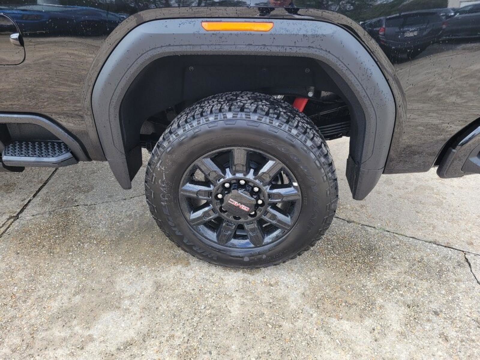 New 2026 GMC Sierra 3500 AT4 w/ AT4 Premium Plus Package image 7