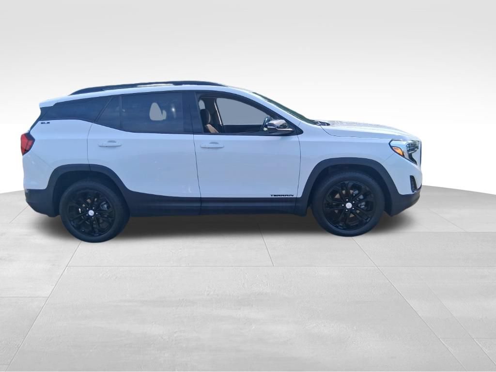 Used 2019 GMC Terrain SLE w/ Driver Convenience Package FWD image 4
