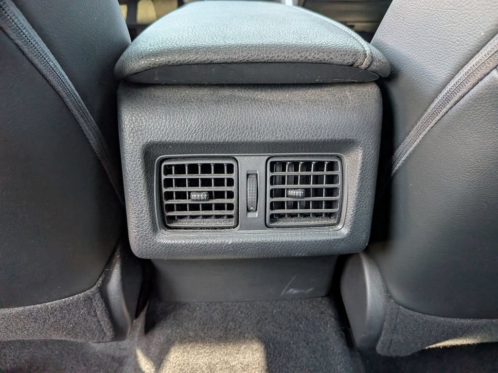 Used 2021 Toyota Camry XSE AWD/4WD image 30