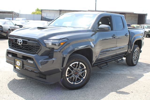 Used 2024 Toyota Tacoma TRD Sport RWD image 16