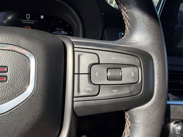 Used 2022 GMC Yukon XL AT4 image 27