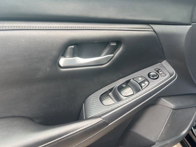Used 2024 Nissan Sentra SV image 23