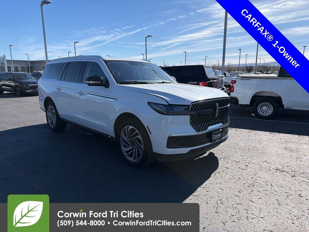 Used 2025 Lincoln Navigator L Reserve image 7
