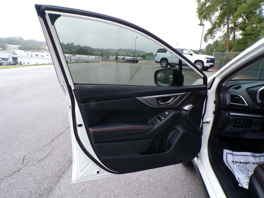 Used 2023 Subaru Crosstrek 2.5i Limited AWD/4WD image 22