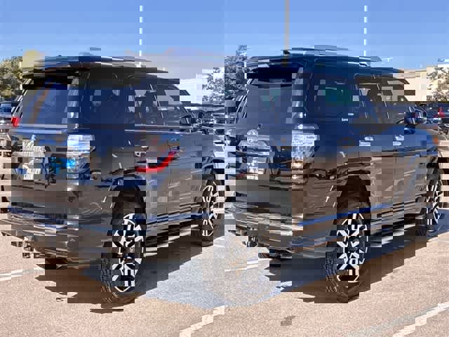 Used 2015 Toyota 4Runner Limited image 6