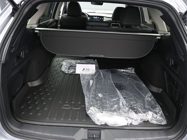 Used 2025 Subaru Outback Onyx Edition w/ Popular Package #2 image 26