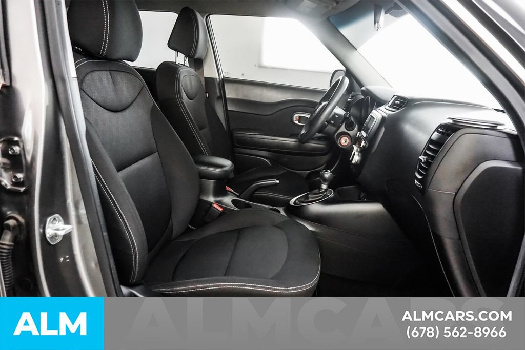 Used 2018 Kia Soul FWD image 19