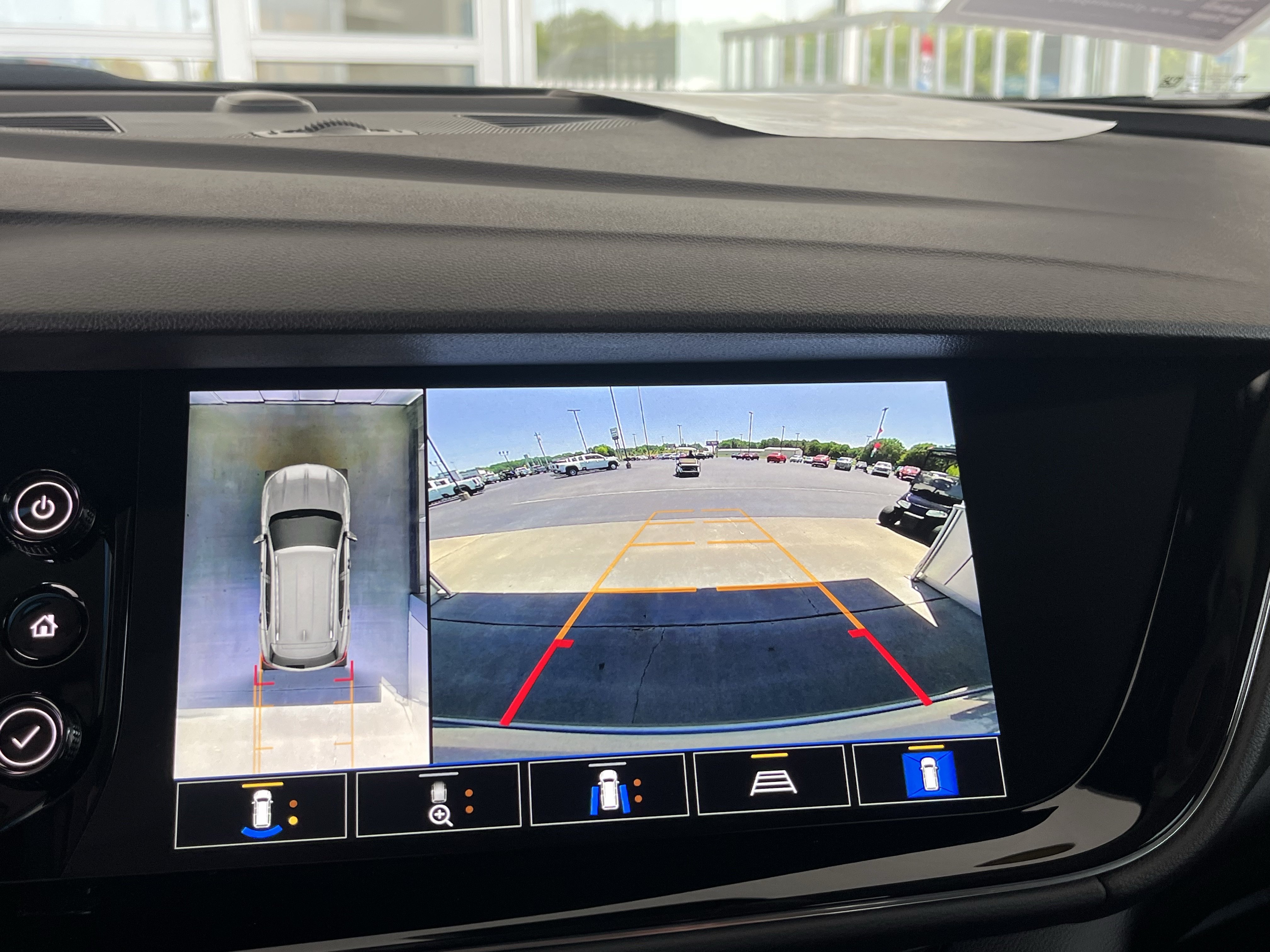 Used 2023 Buick Envision Avenir AWD/4WD image 15