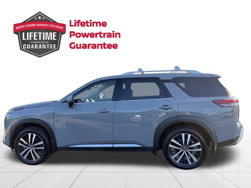 Certified 2025 Nissan Pathfinder Platinum FWD image 2
