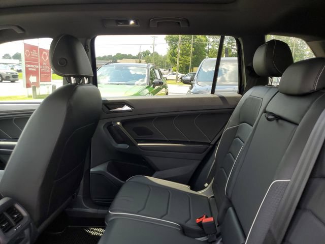 Certified 2023 Volkswagen Tiguan SEL R-Line AWD/4WD image 10