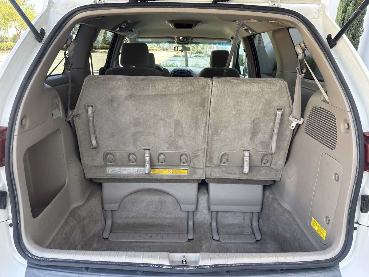 Used 2005 Toyota Sienna LE FWD image 8