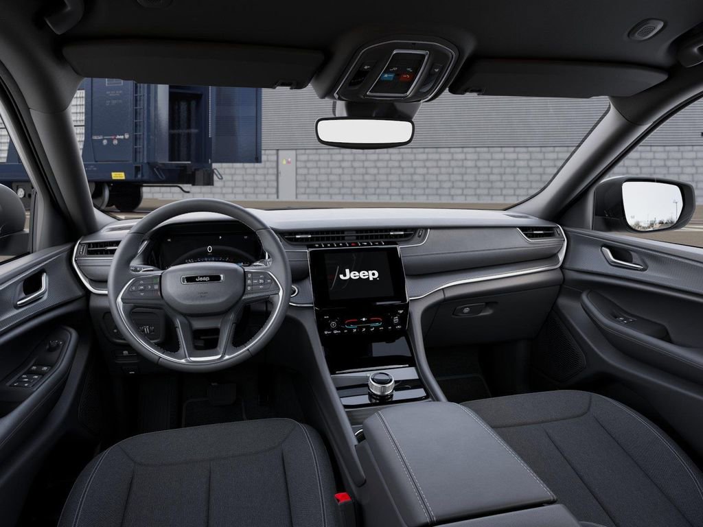 New 2025 Jeep Grand Cherokee Laredo w/ MOPAR Finishing Package image 14