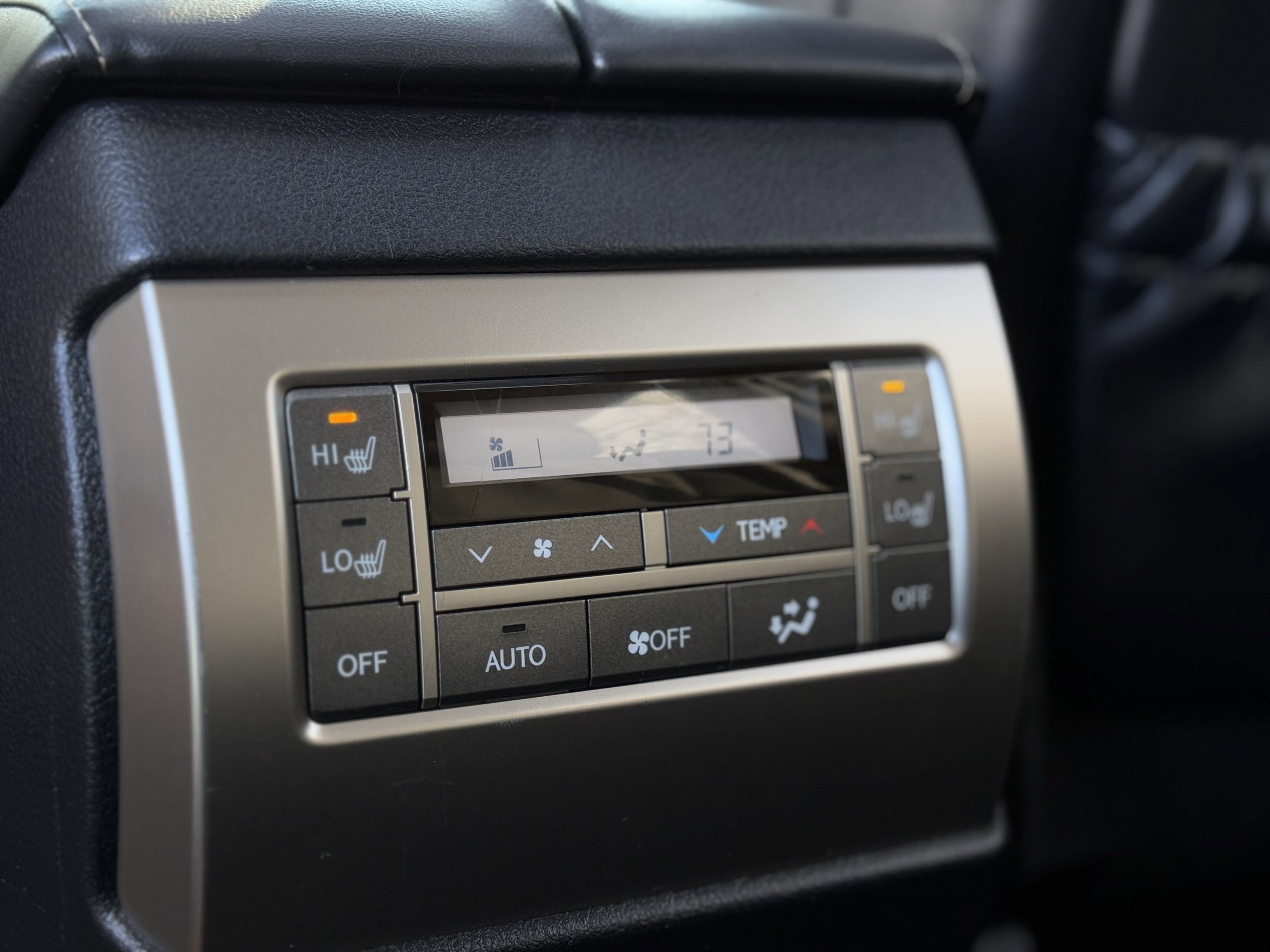 Used 2017 Lexus GX 460 image 32