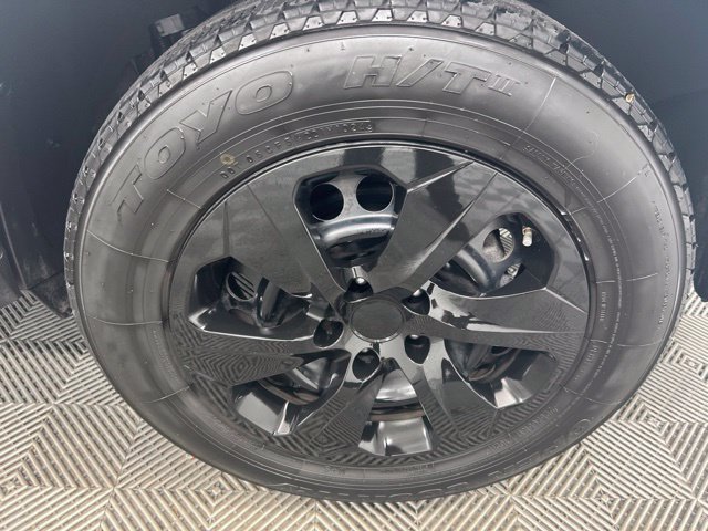 Used 2019 Toyota RAV4 LE w/ Carpet Mat Package AWD/4WD image 10