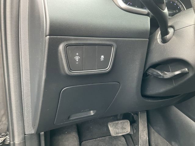 Used 2023 Hyundai Tucson SE image 17