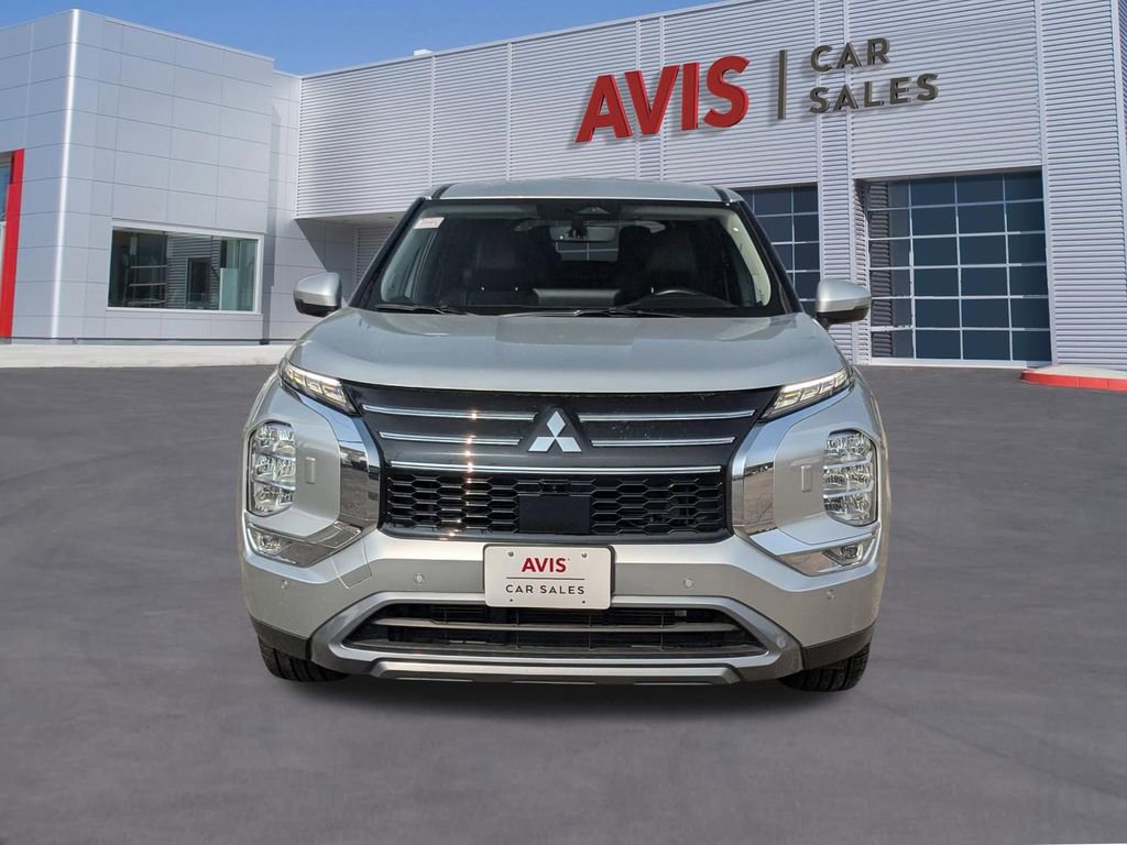 Used 2025 Mitsubishi Outlander SE AWD/4WD image 10