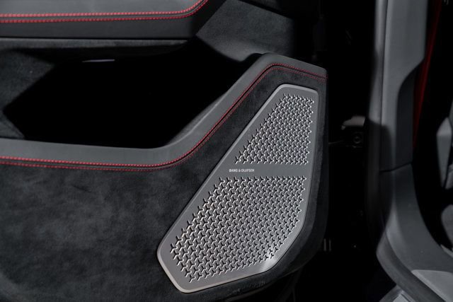 Used 2023 Lamborghini Urus Performante image 35