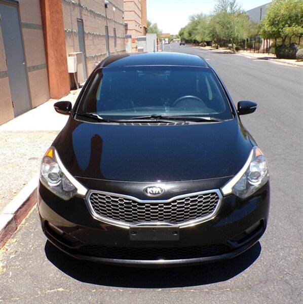 Used 2016 Kia Forte LX FWD image 2