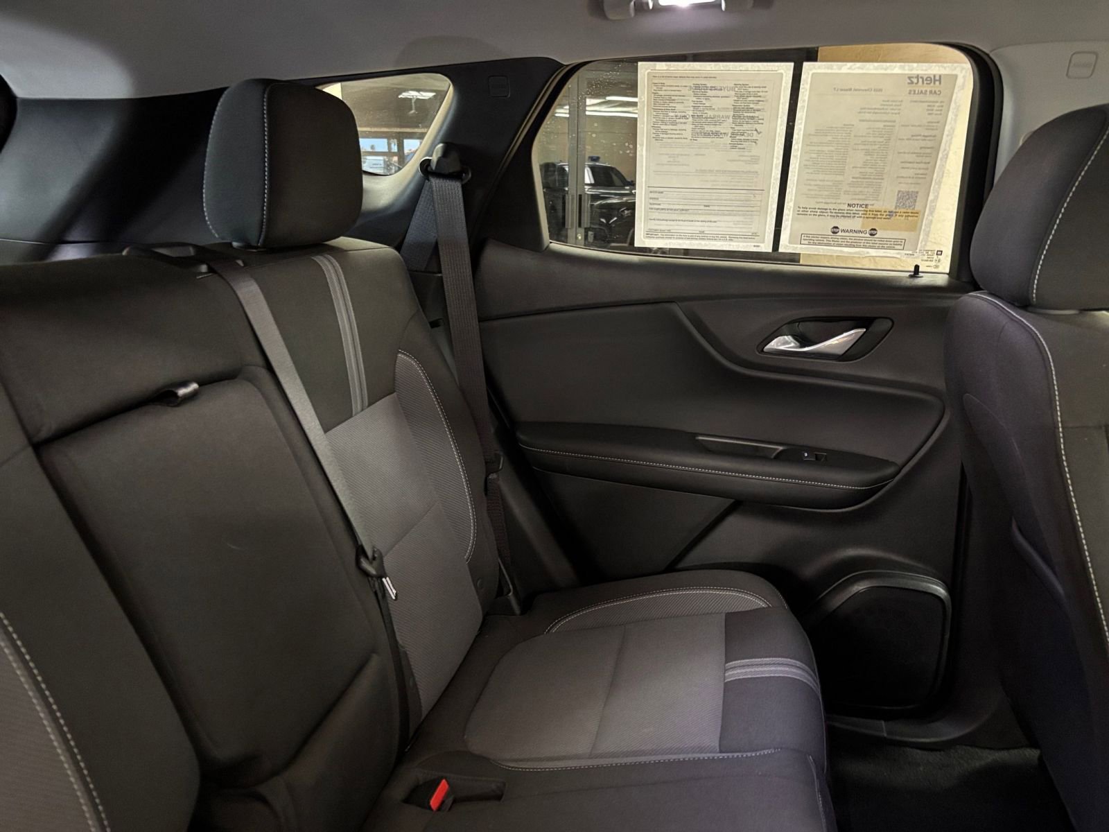 Used 2025 Chevrolet Blazer LT FWD image 38