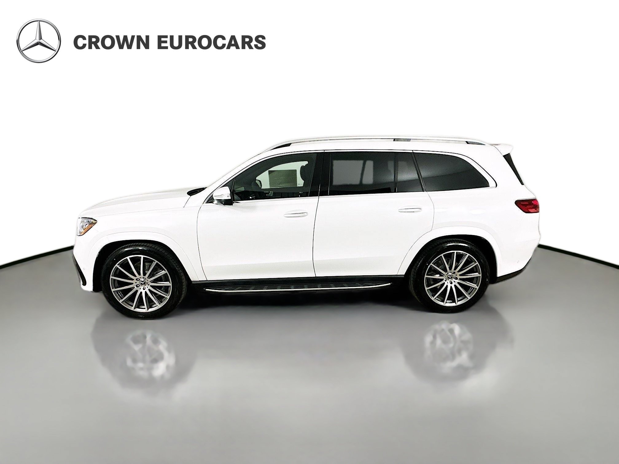 Used 2026 Mercedes-Benz GLS 580 4MATIC image 4