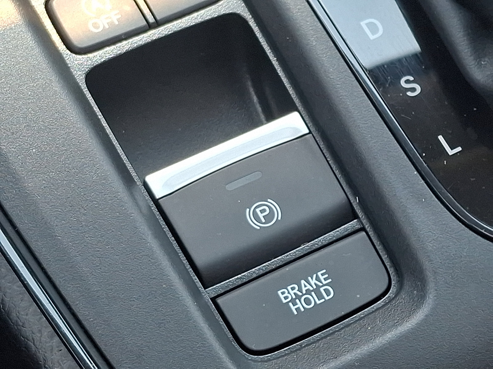 Used 2024 Honda CR-V EX image 25
