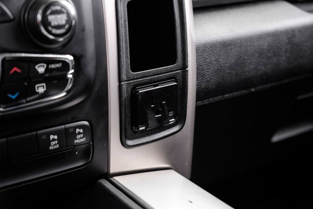 Used 2017 RAM 1500 Big Horn image 23