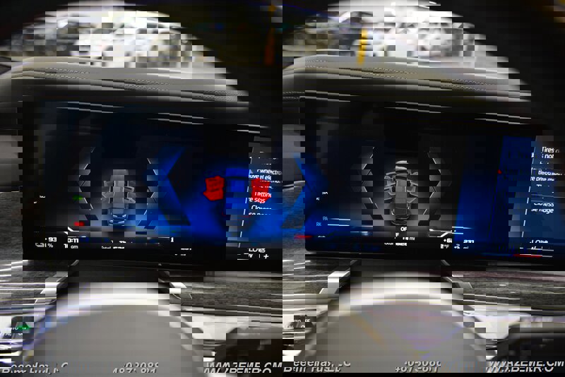 Used 2024 BMW i7 M70 w/ Executive Package image 30