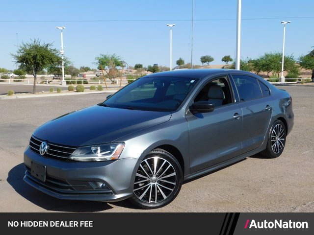 Used 2017 Volkswagen Jetta Sport FWD image 1