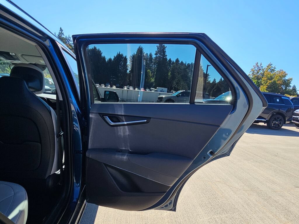 New 2026 Kia Niro EX FWD image 28