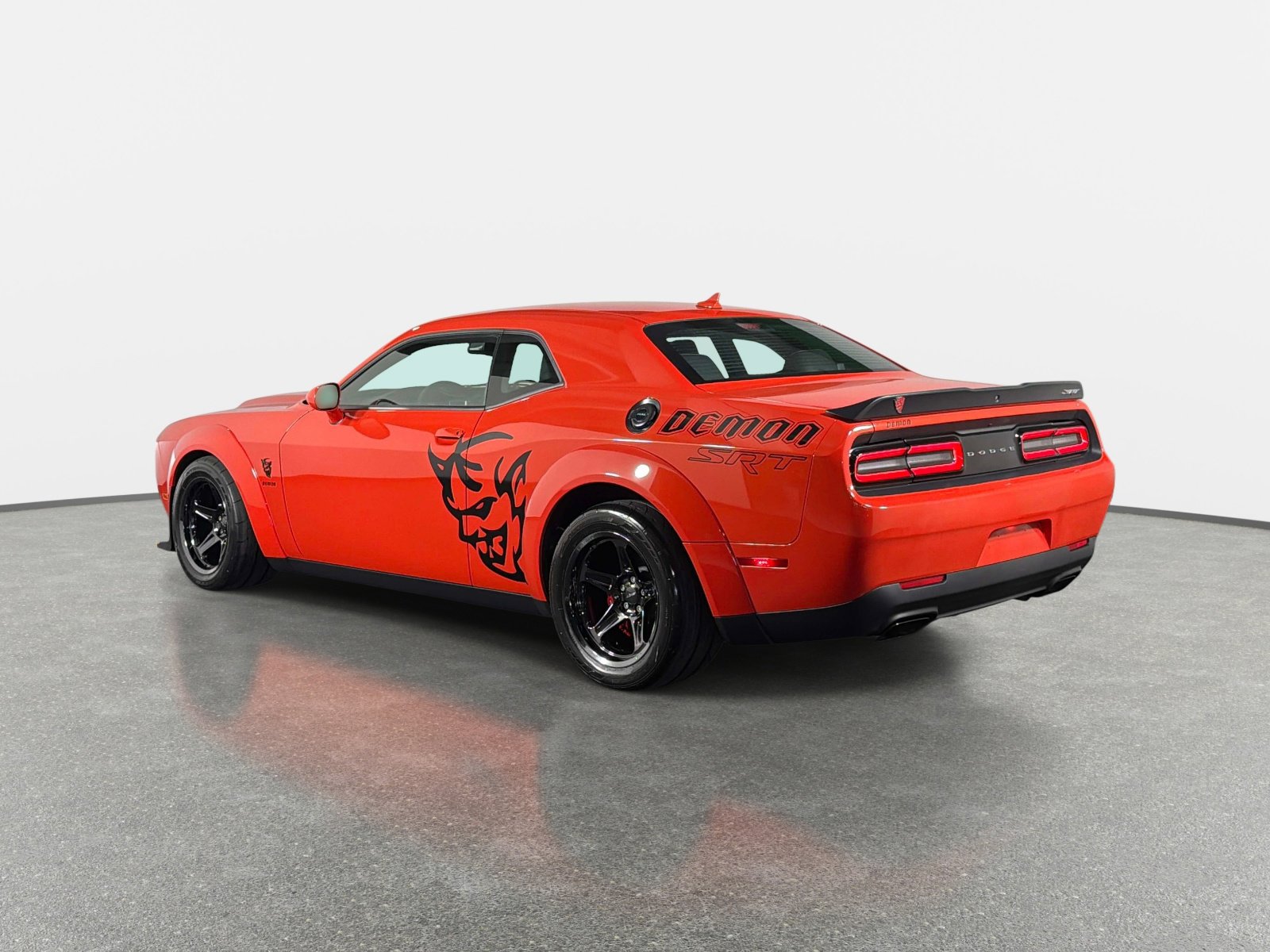 Used 2018 Dodge Challenger SRT Demon RWD image 5