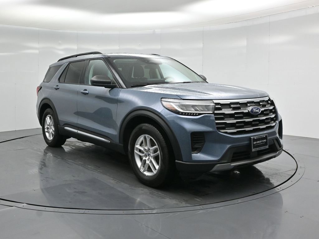 Certified 2025 Ford Explorer Active image 57