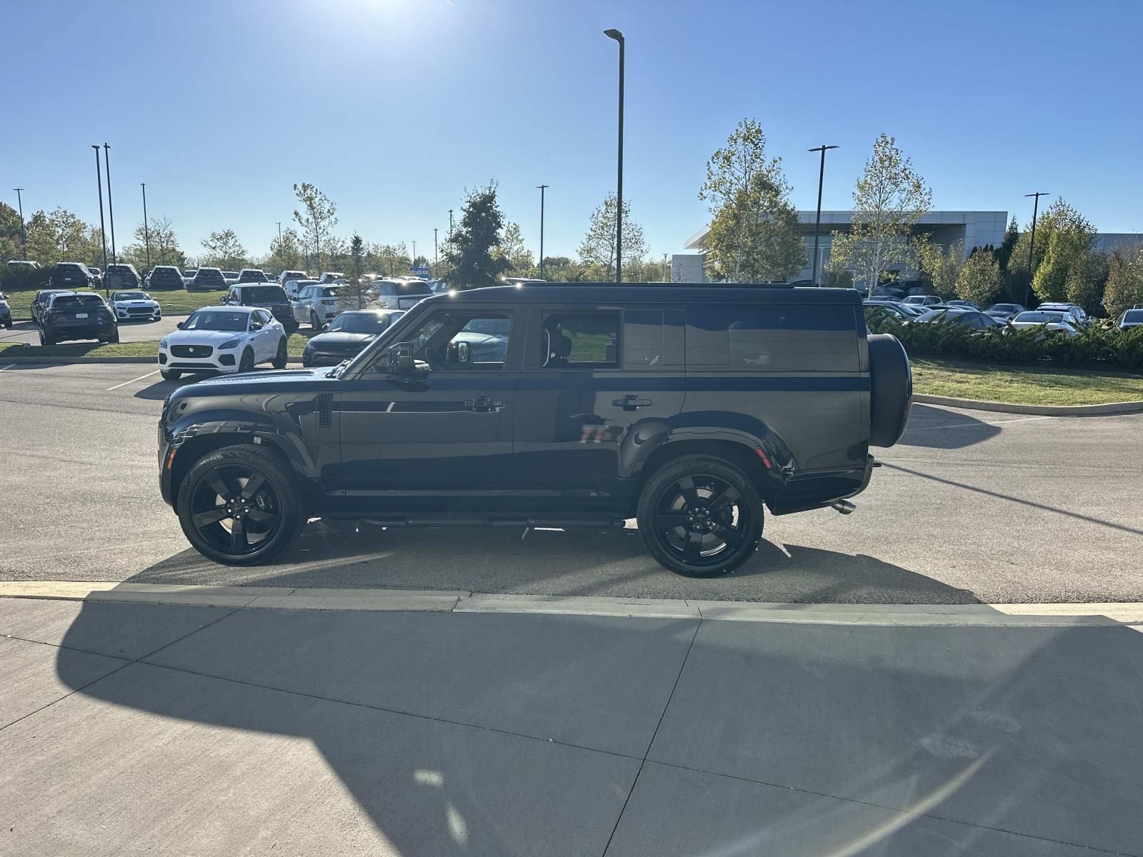 New 2026 Land Rover Defender 130 V8 image 8