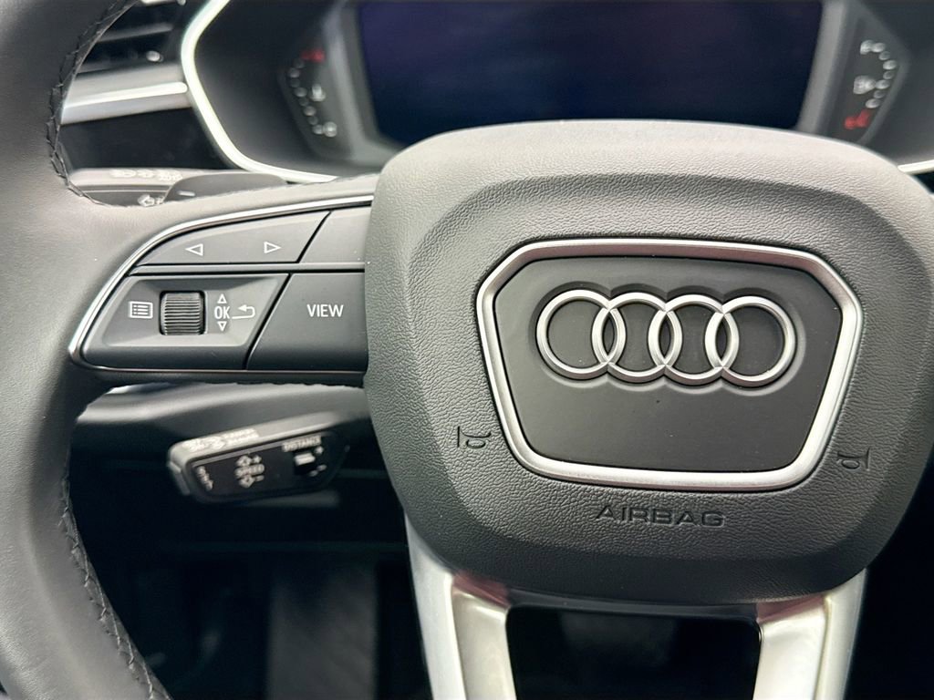 Certified 2025 Audi Q3 2.0T Premium Plus w/ Premium Plus Package image 11