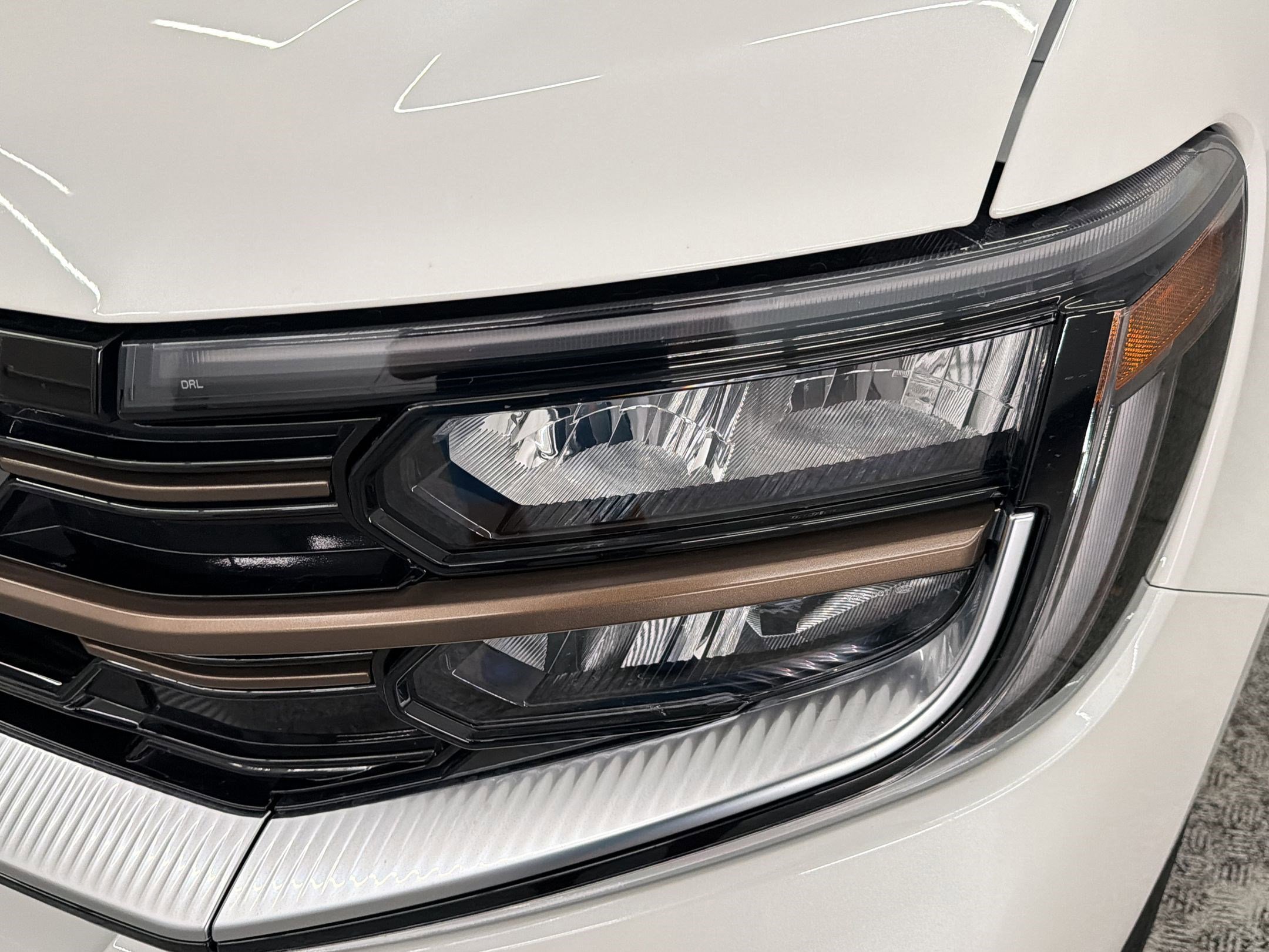 Used 2025 Ford Expedition King Ranch image 10