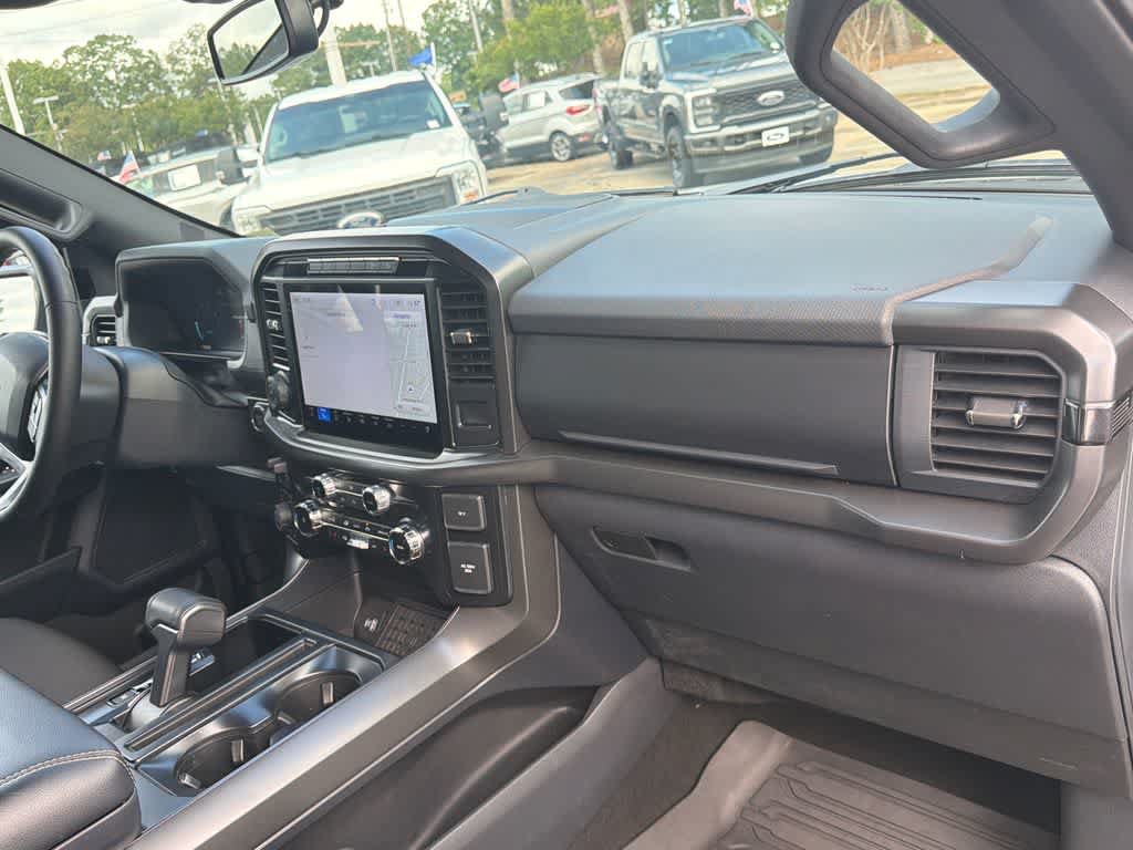 Used 2021 Toyota Corolla SE FWD image 12