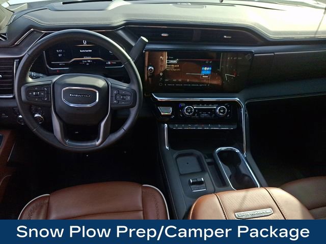 Used 2025 GMC Sierra 3500 Denali Ultimate AWD/4WD image 3