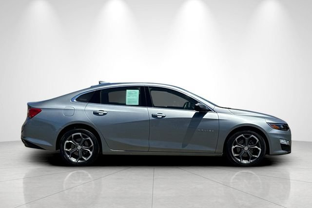 Used 2024 Chevrolet Malibu LT FWD image 3