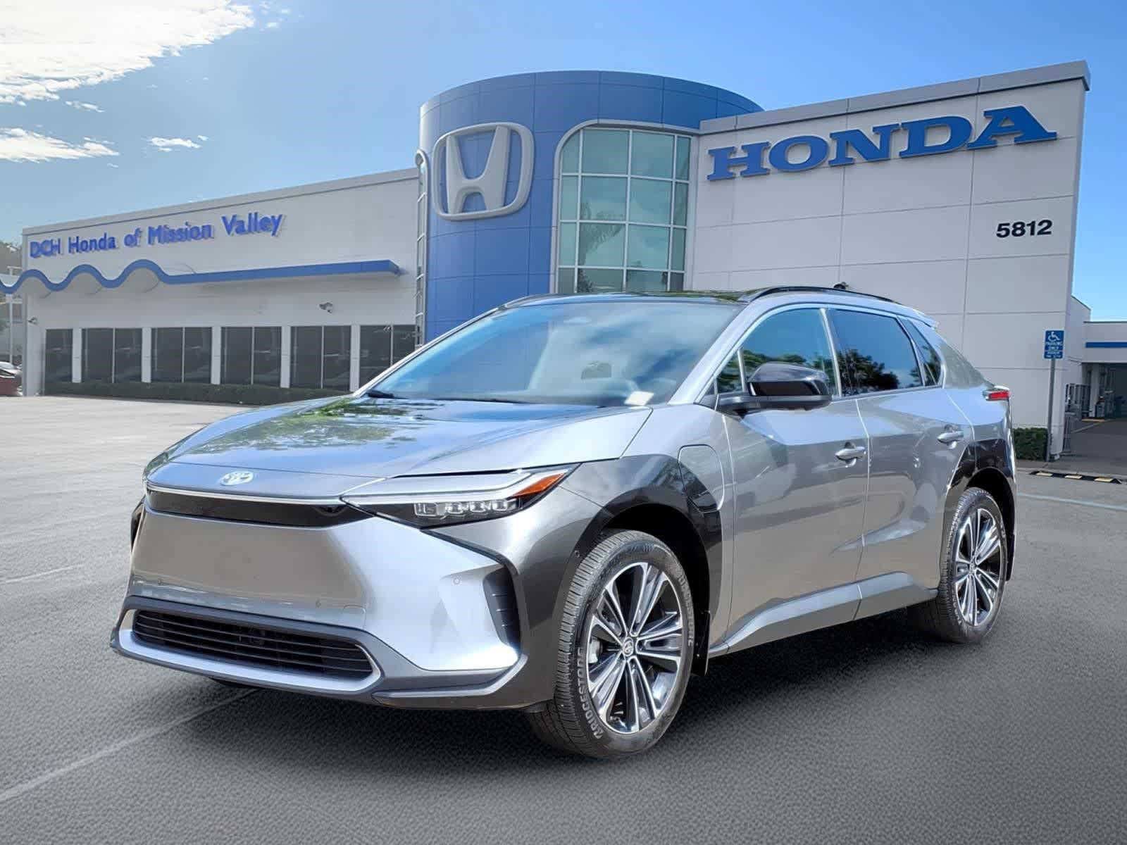 Used 2024 Toyota bZ4X AWD w/ Weather Package