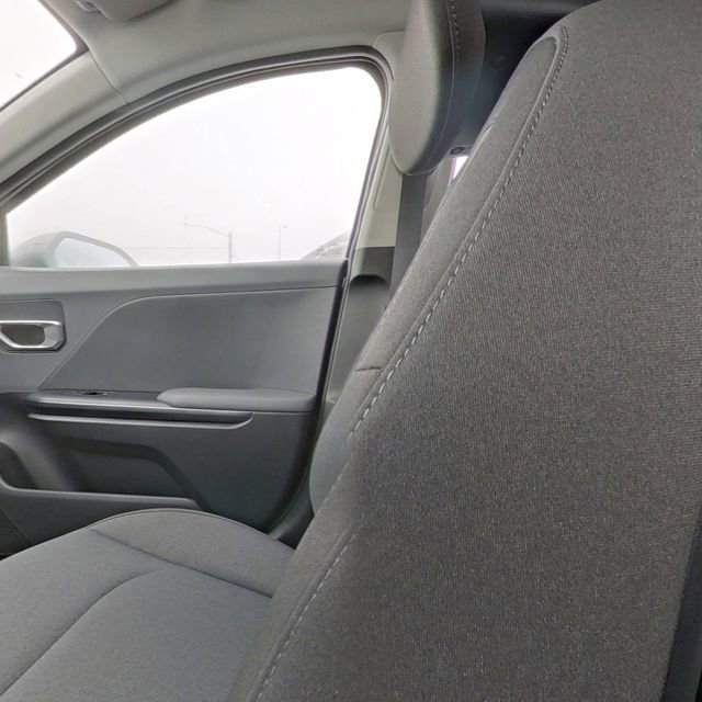 Used 2025 Kia K4 LXS image 25