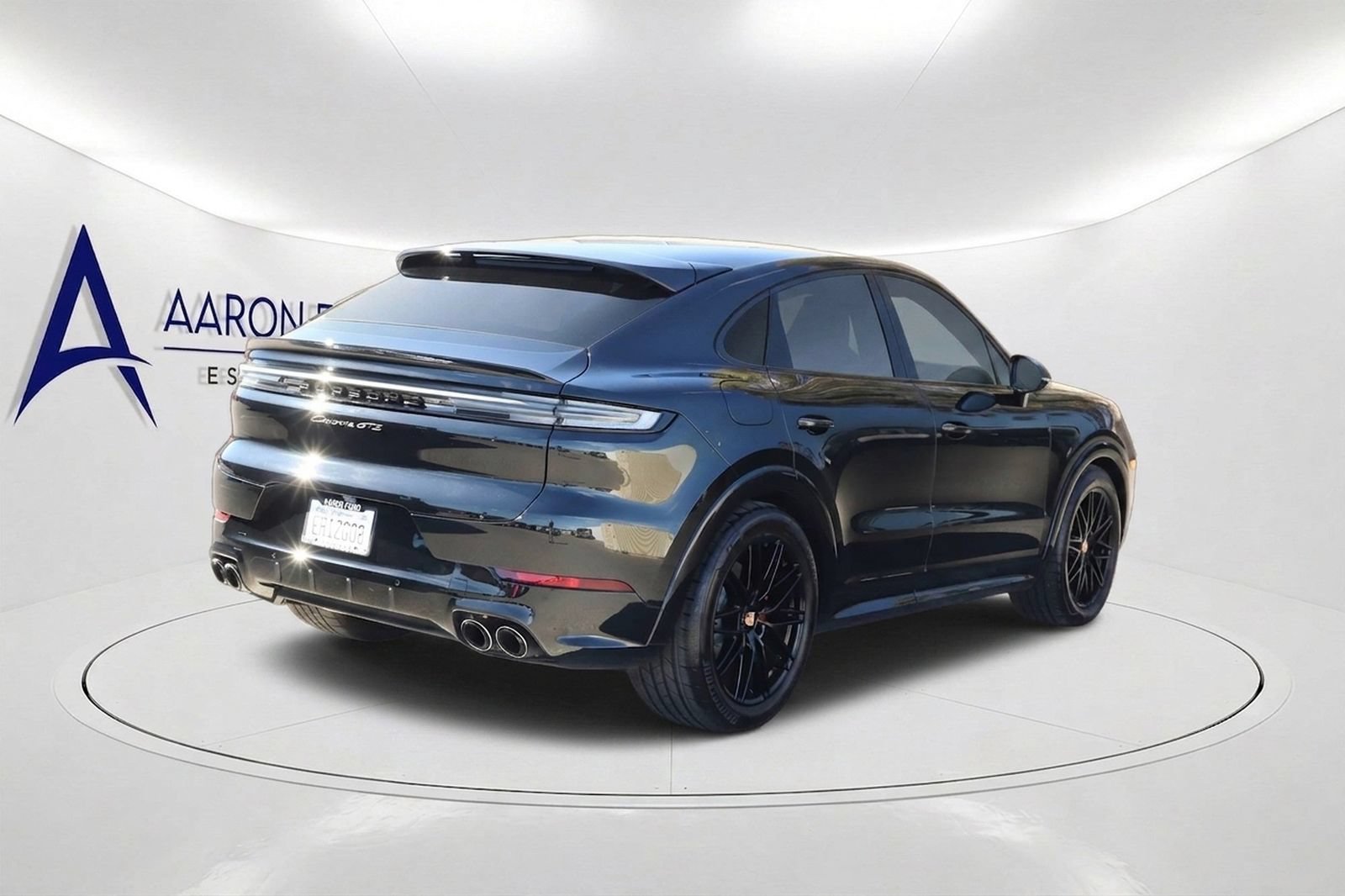 Used 2026 Porsche Cayenne GTS AWD/4WD image 4
