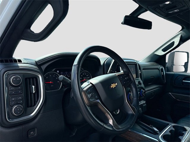 Used 2020 Chevrolet Silverado 2500 High Country image 11