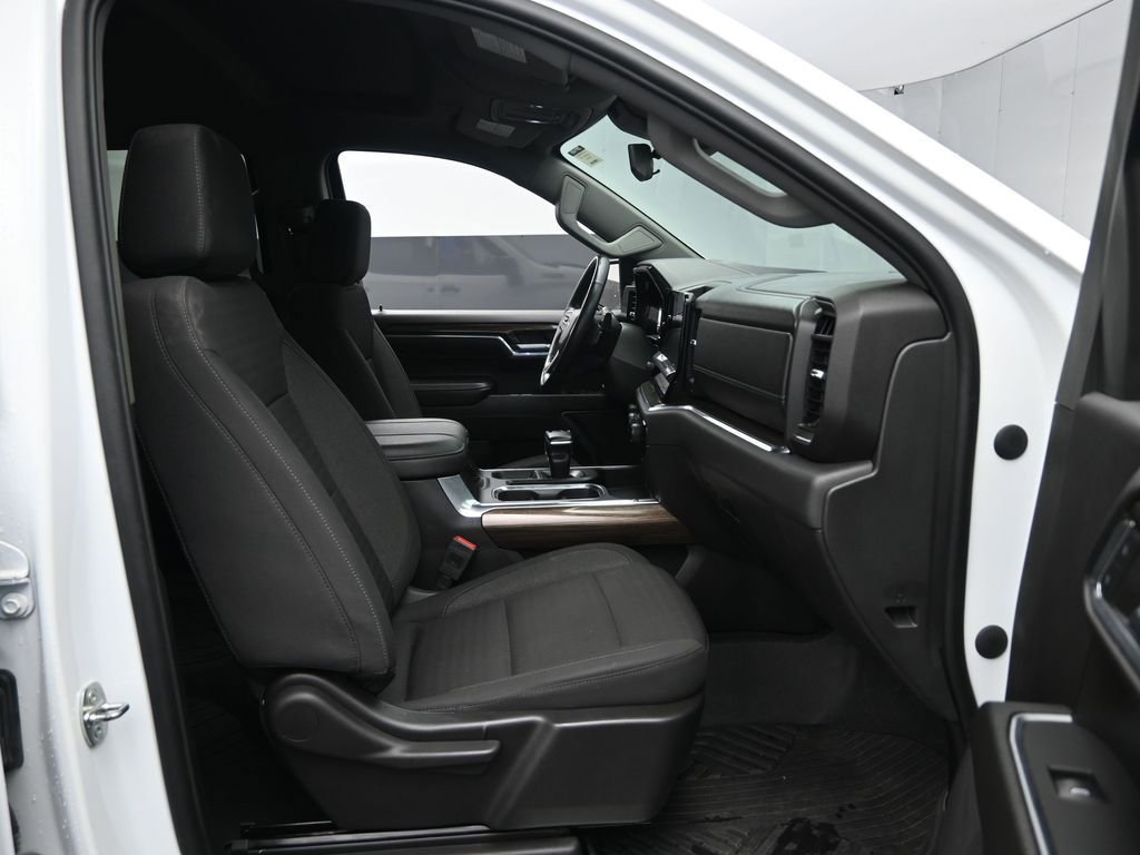 Used 2023 Chevrolet Silverado 1500 LT Trail Boss w/ Protection Package image 33