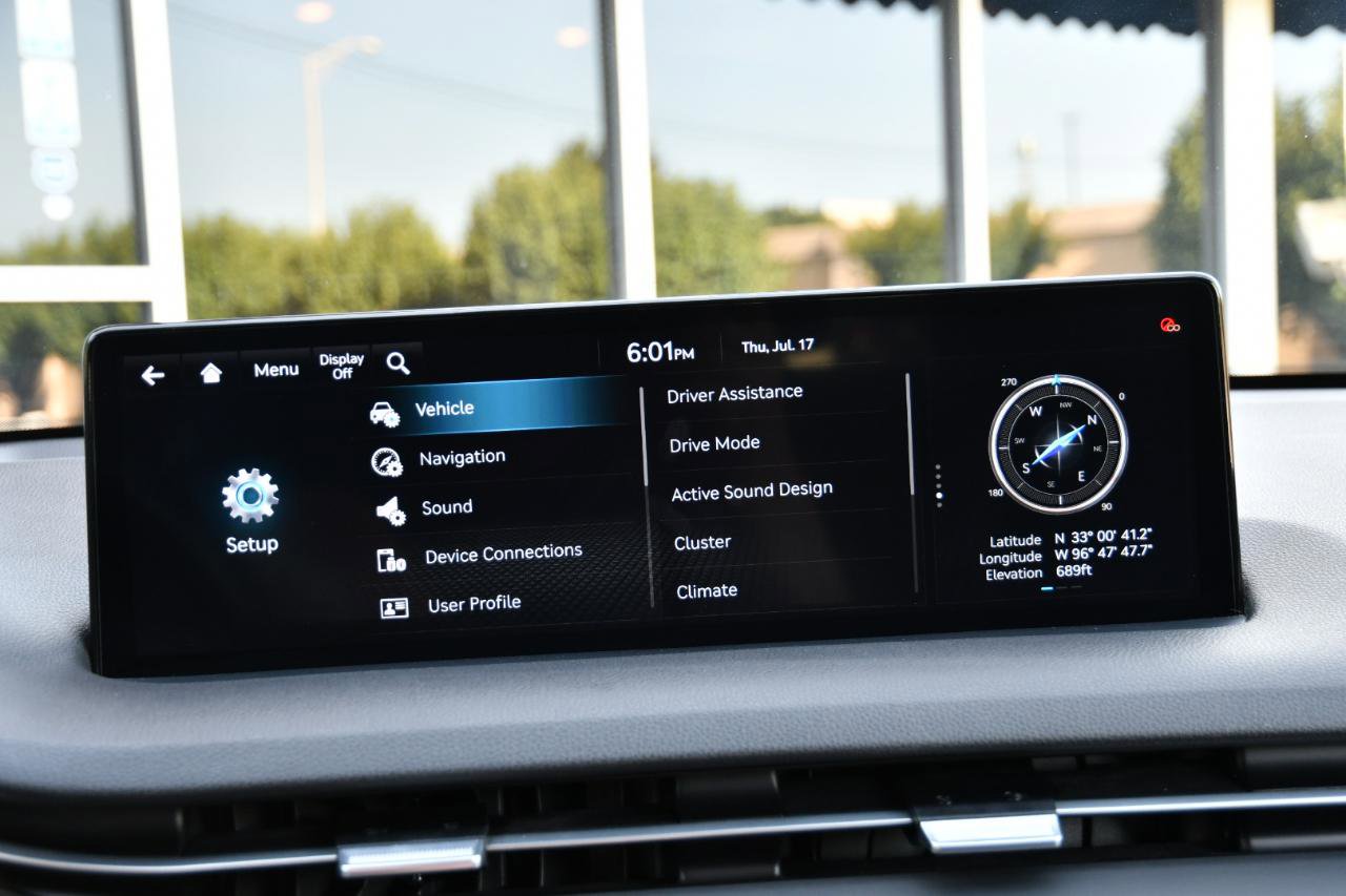 Used 2025 Genesis GV70 2.5T image 17