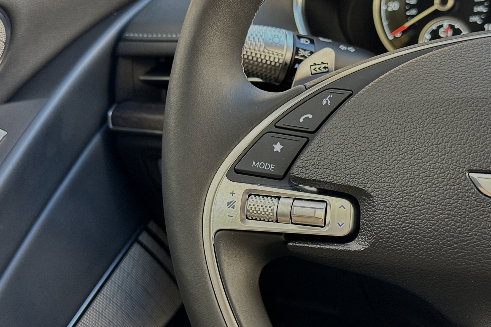 New 2024 Genesis G80 image 27