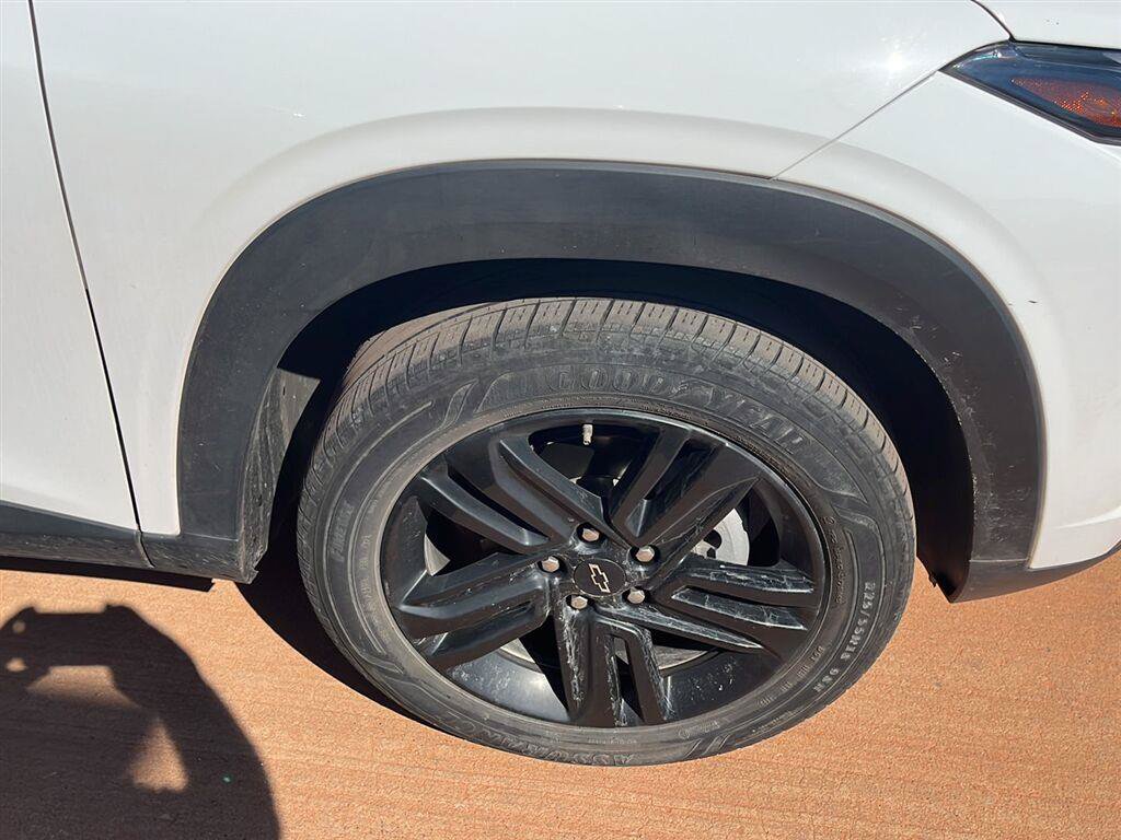 Used 2024 Chevrolet Trax ACTIV FWD image 7